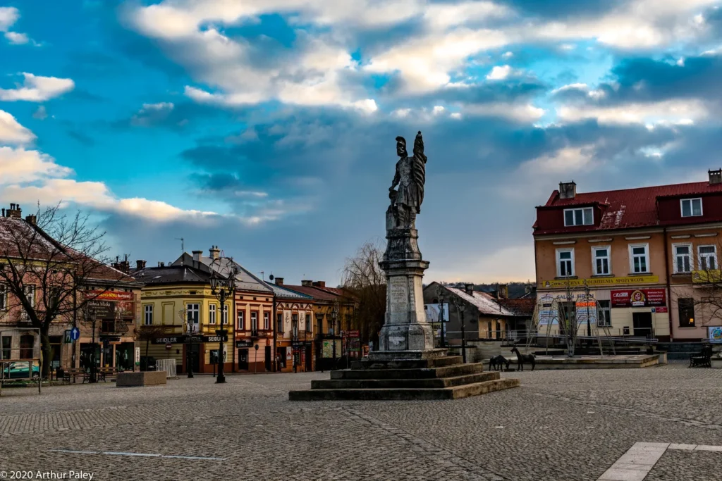 Obsługa informatyczna firm w Brzesku (Rynek, miasto i okolice) – serwis i oprogramowanie. Usługi z dojazdem do klienta.